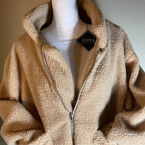 Zaful faux fur - Picture 2 of 6